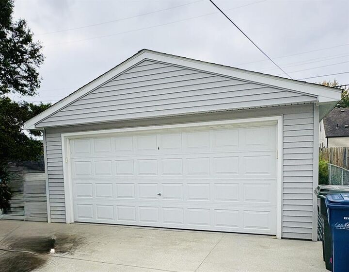 Property Photo:  1857 Council Avenue  MI 48146 