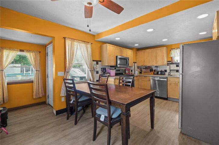 Property Photo:  56 Henrietta Street  RI 02904 