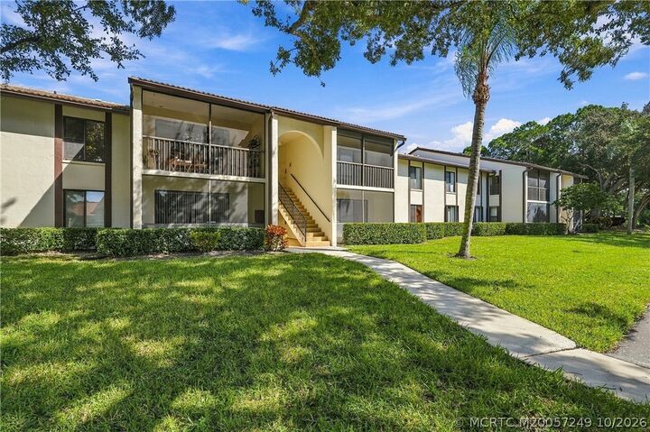 Property Photo:  2114 SW Silver Pine Way G1  FL 34990 