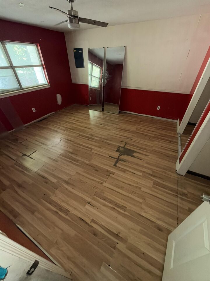 Property Photo:  1818 S Longford Ct  KS 67207-5170 