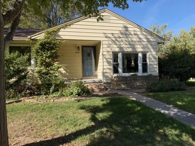 Property Photo: 2023 Terrace KS 67114