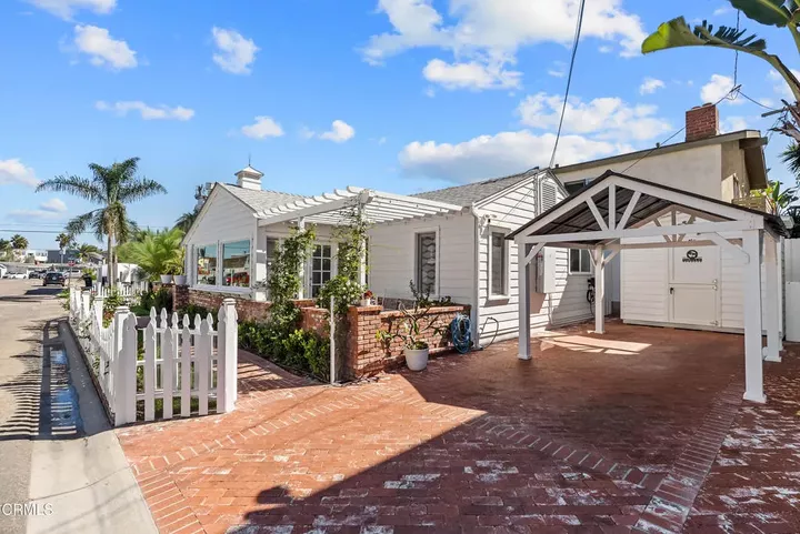 Property Photo: 132 Santa Rosa Avenue CA 93035