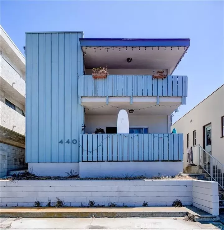 Property Photo:  440 Rosecrans Avenue A  CA 90266 