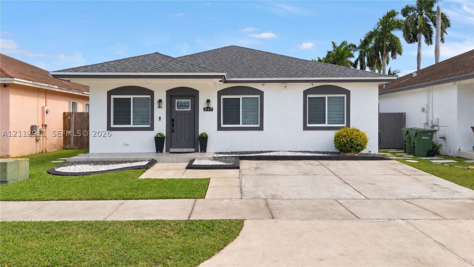 Property Photo: 217 SW 15th Pl FL 33030