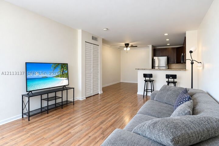 Property Photo: 10884 Royal Palm Blvd 10884 FL 33065