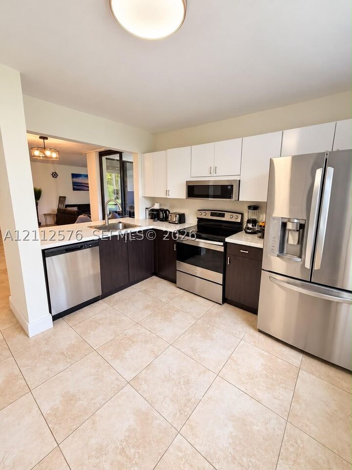 Property Photo:  3552 Magellan Cir 126  FL 33180 