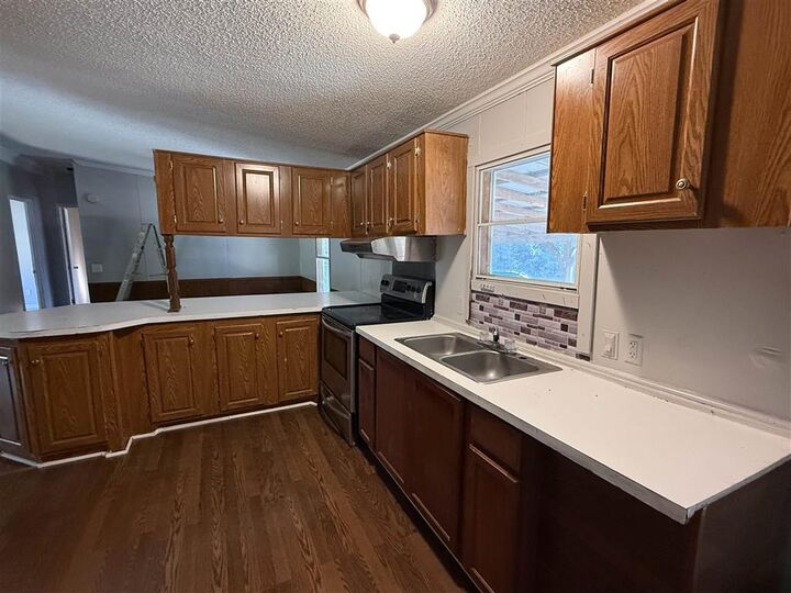 Property Photo: 1401 Neville Vizena Rd LA 70655