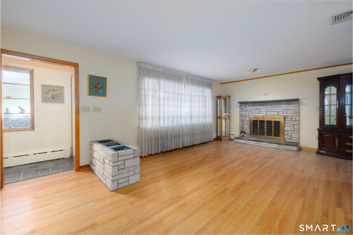 Property Photo: 409 Highland Drive CT 06708