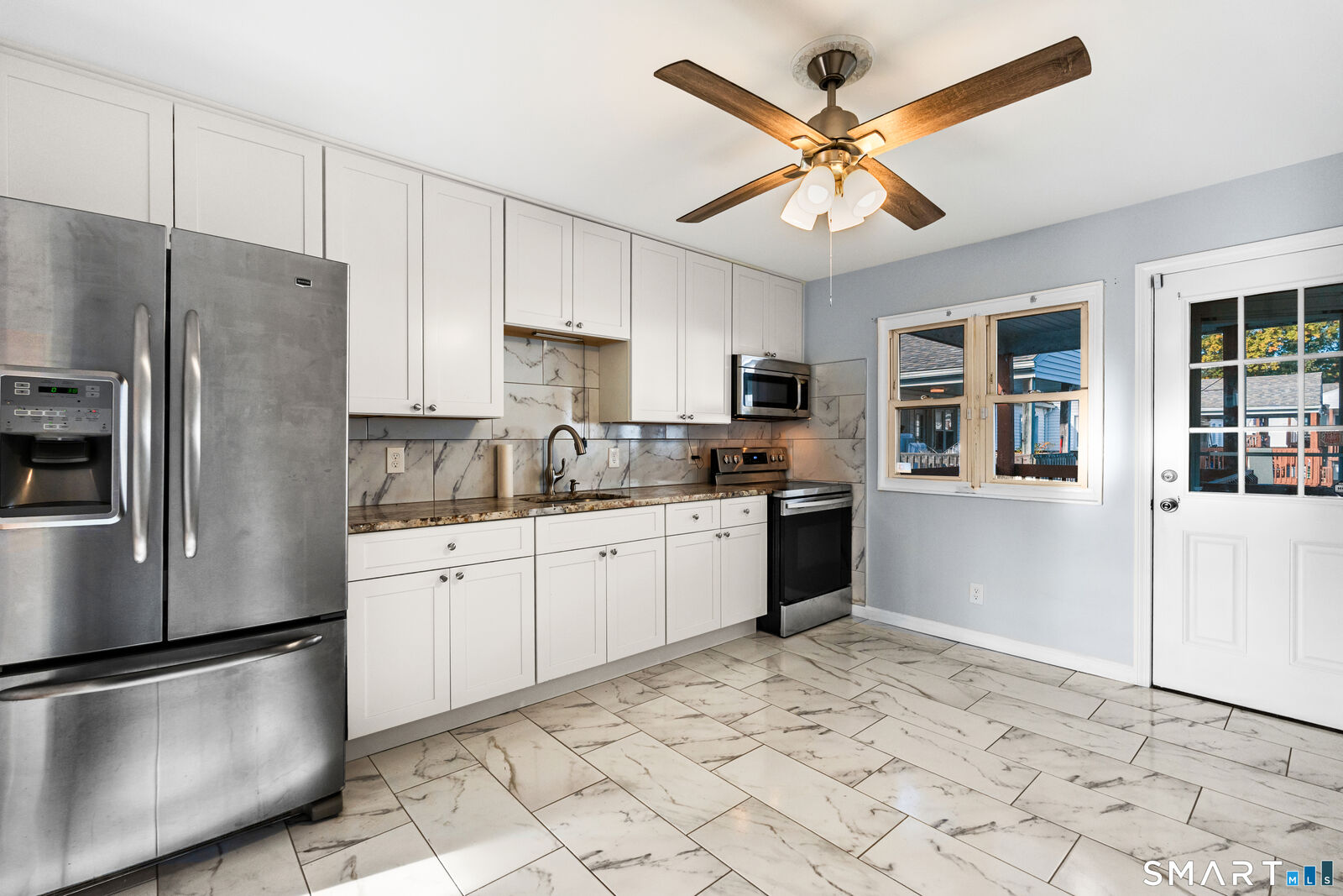 Property Photo:  15 Cherry Hill Drive 2A  CT 06606 