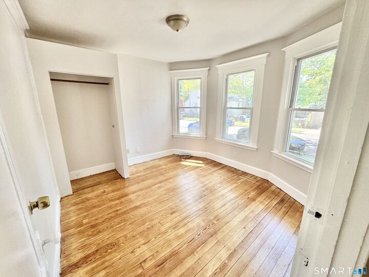 Property Photo:  65 Lilac Street 1  CT 06511 