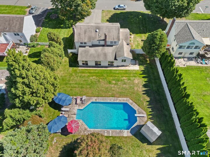 Property Photo: 20 Highmeadow Road CT 06067