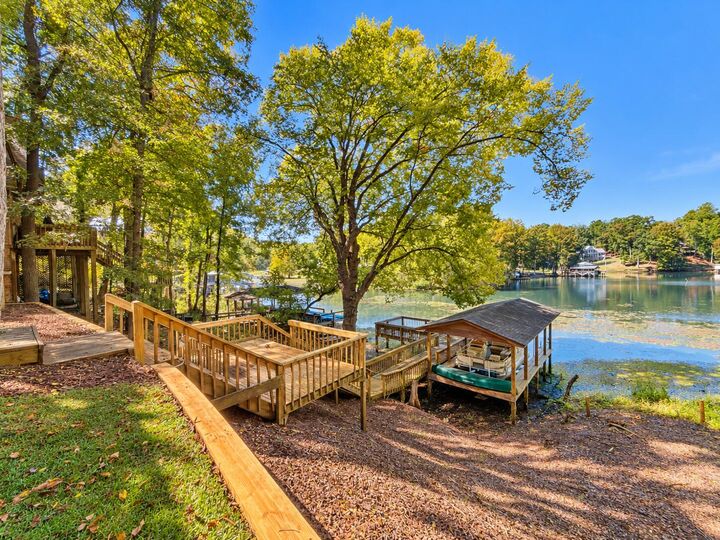 Property Photo:  1015 Chapel Branch Road  SC 29142 