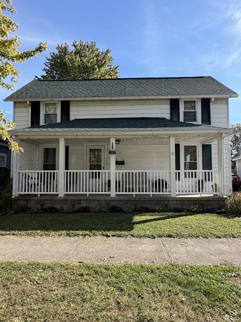 Property Photo: 626 High Street OH 43160