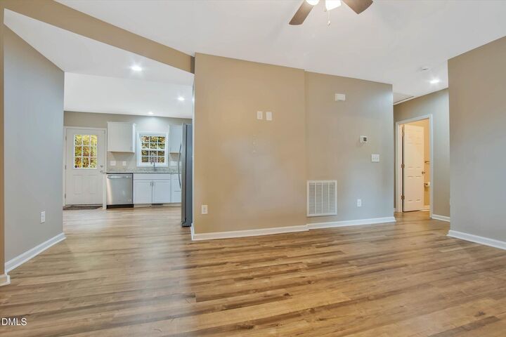 Property Photo:  522 E Club Boulevard  NC 27704 