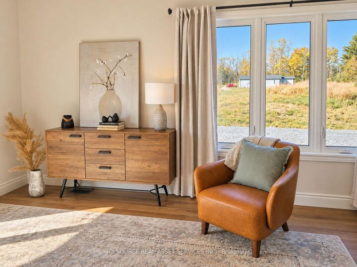 Property Photo:  3 Forest Court  ON K7R 3L1 