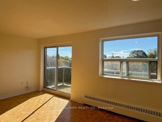 Property Photo:  515 North Service Road 2-408  ON L5A 1B3 