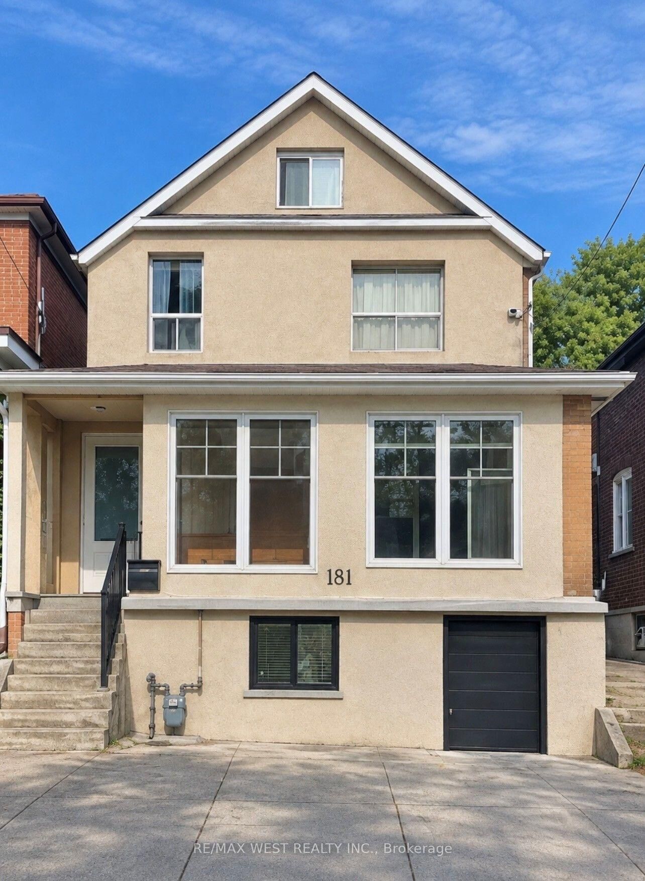 Property Photo:  181 Cedric Avenue Main  ON M6C 3X7 