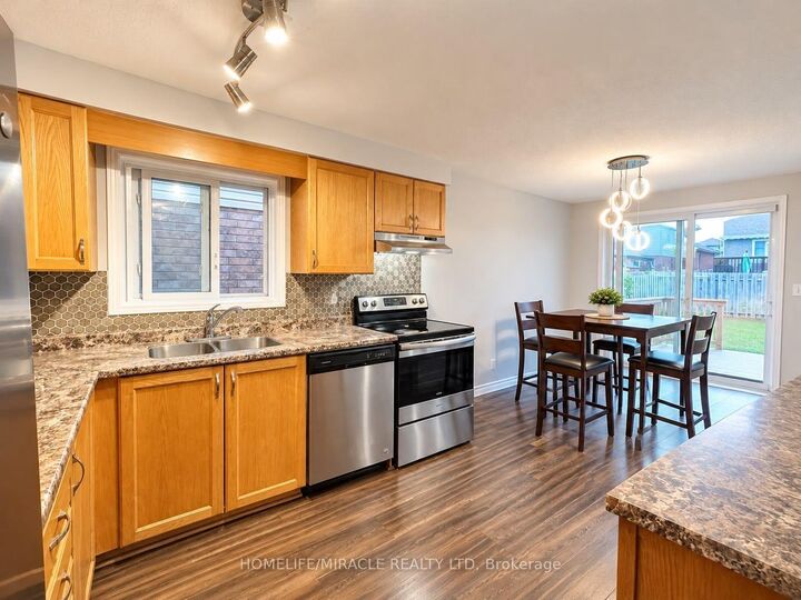 Property Photo:  57 Activa Avenue  ON N2E 3R3 