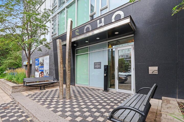 Property Photo: 300 Lisgar Street 1512 ON K2P 0E2
