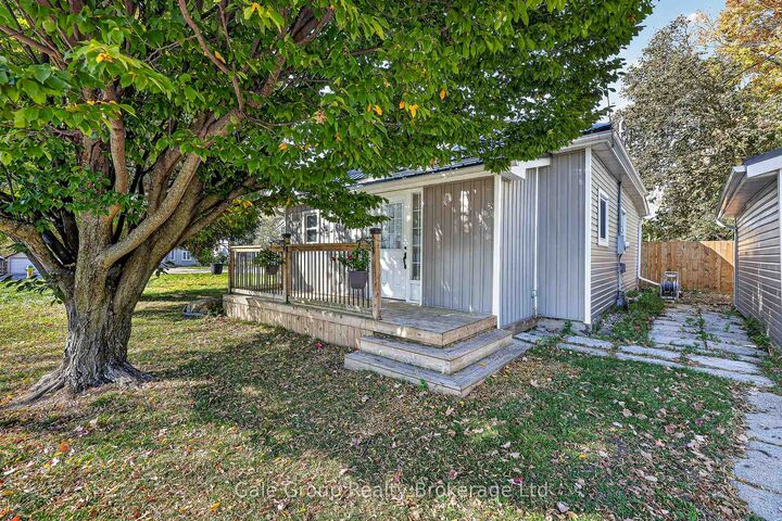 Property Photo:  655 College Avenue  ON N4S 2C6 