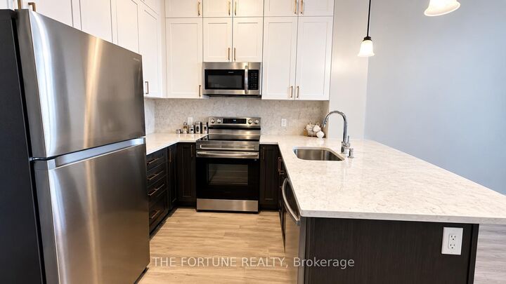 Property Photo:  470 Gordon Krantz Avenue 618  ON L9E 1Z2 