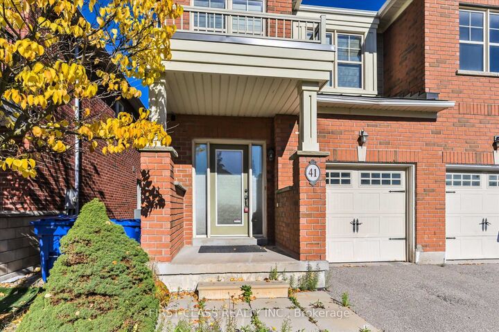 Property Photo: 41 Northwest Passage N/A ON L4A 0T2