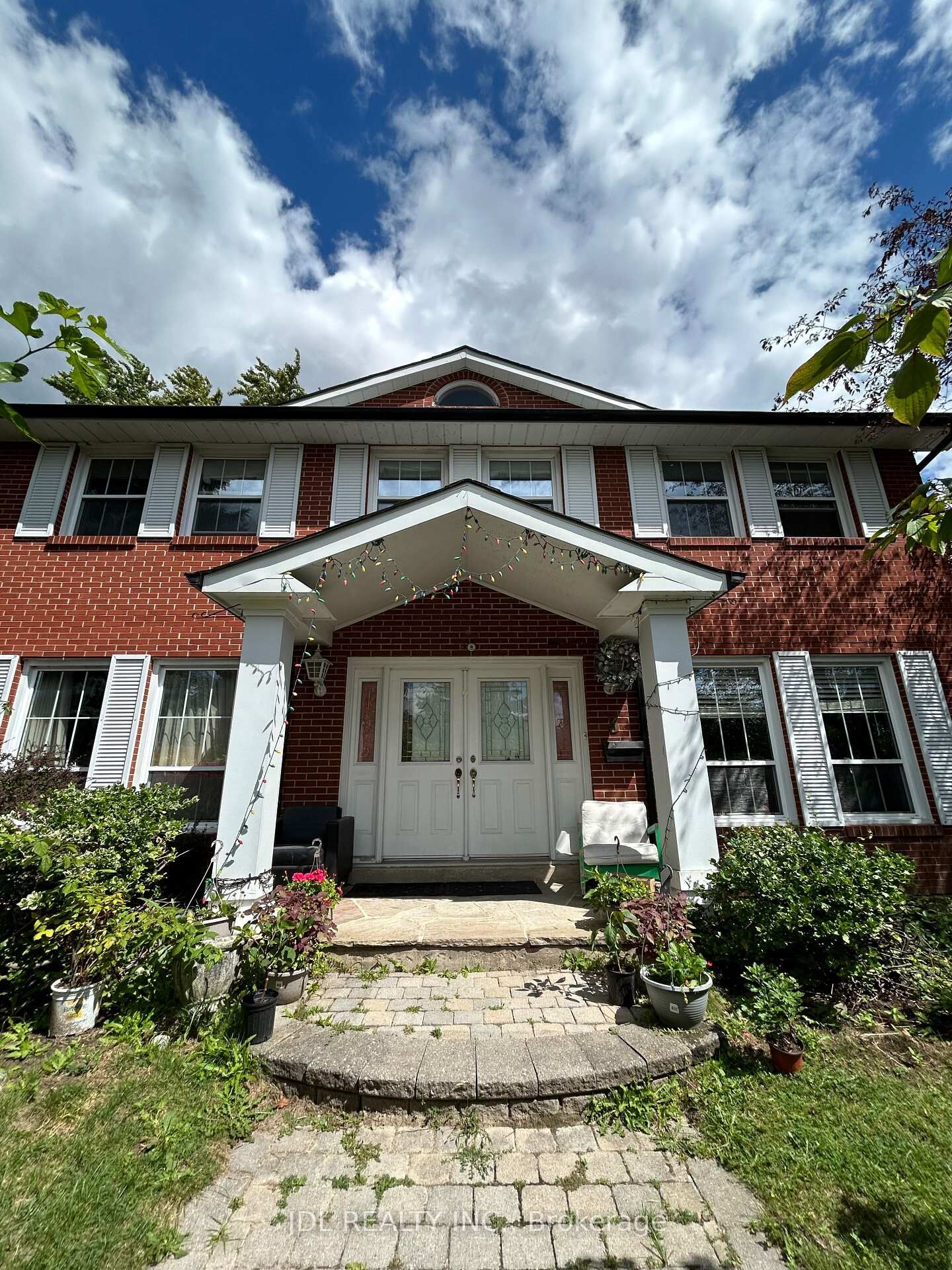 Property Photo:  3 Butterfiled Dr Drive Lovely Bedroom 2nd Floor  ON M3A 2L9 