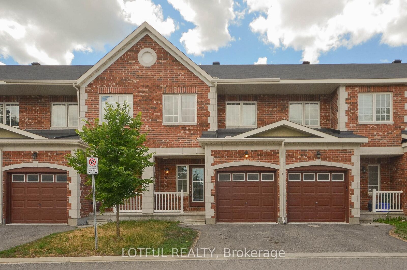 Property Photo:  62 Dundalk Private  ON K2J 4X6 