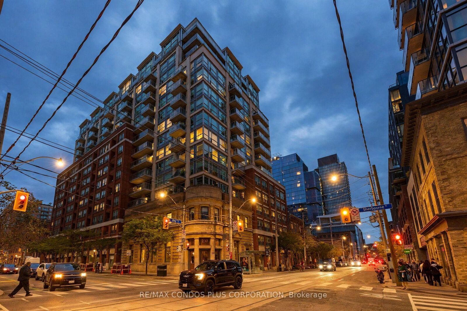 Property Photo:  230 King Street E 1010  ON M5A 1K5 