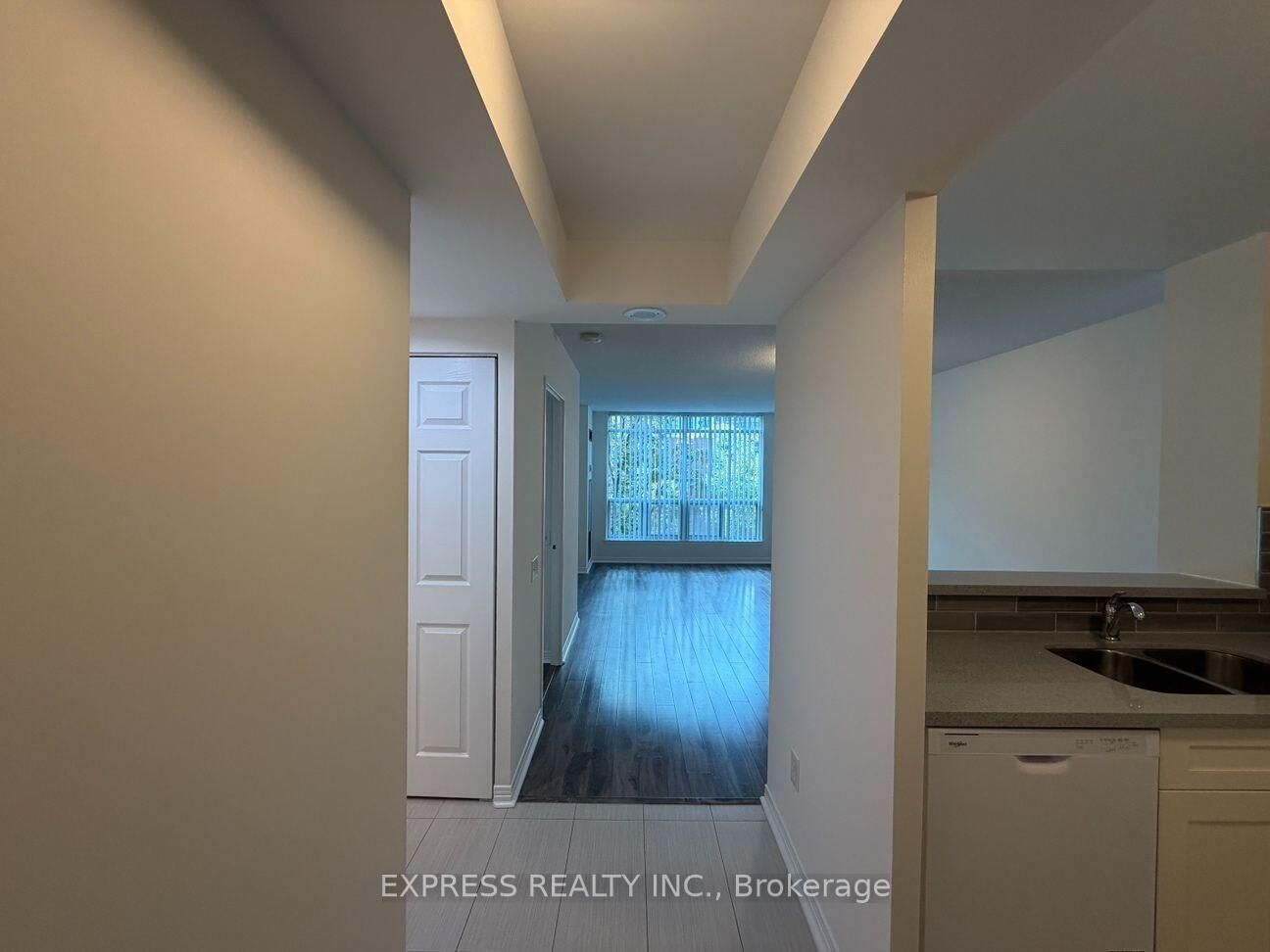 Property Photo:  38 Elm Street 1505  ON M5G 2K5 