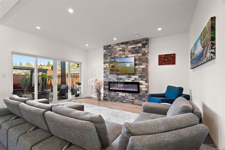 Property Photo:  29 Saanich Ridge Dr  BC V8M 0B8 