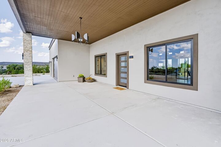Property Photo:  6306 E Old West Way  AZ 85331 