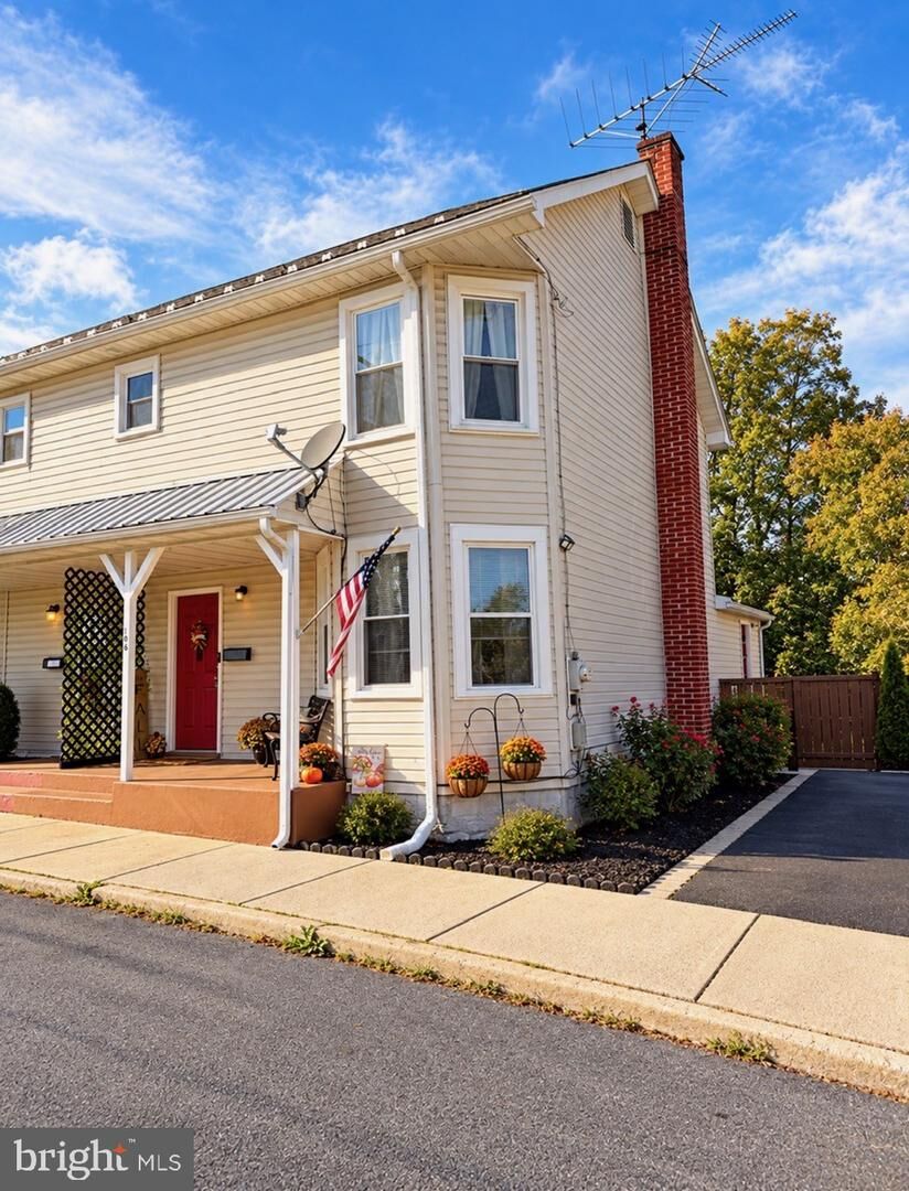 Property Photo:  106 Fairfield Street  PA 17241 