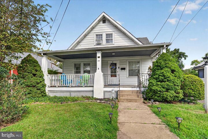Property Photo:  44 Brenwal Avenue  NJ 08618 