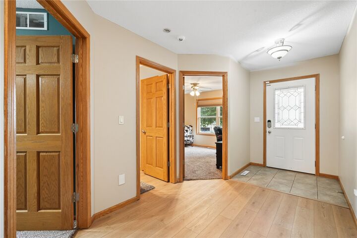 Property Photo:  6408 Palmetto Circle SW  IA 52404 