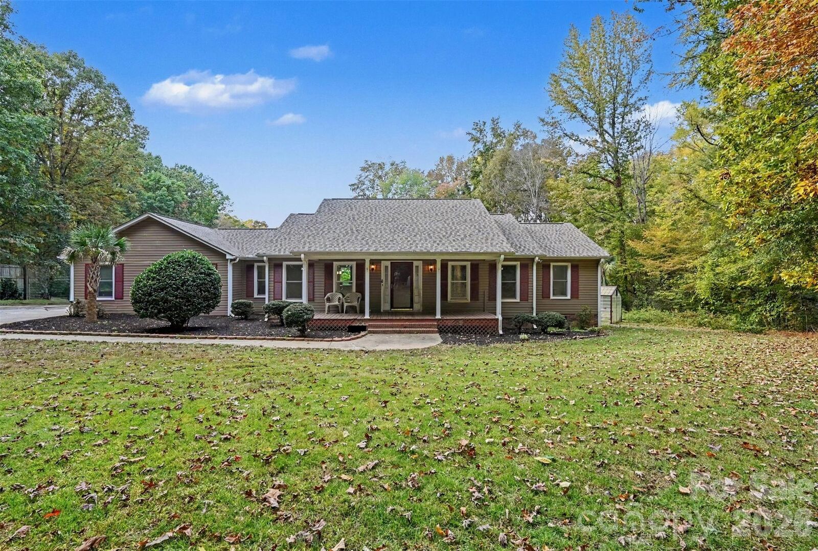 Property Photo:  4817 Mount Pleasant Road  NC 28138 