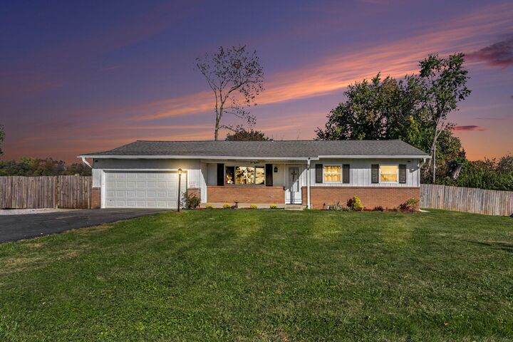 Property Photo: 218 Rumsey Road OH 43207
