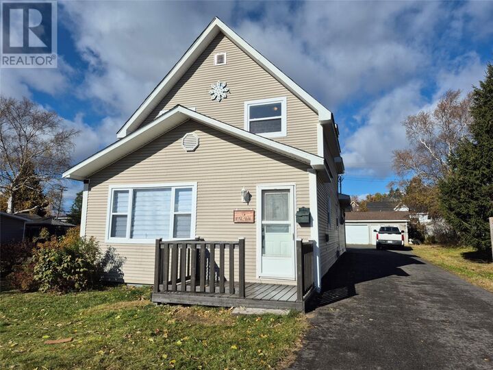 Property Photo:  5 Union Street  NL A2A 1E5 