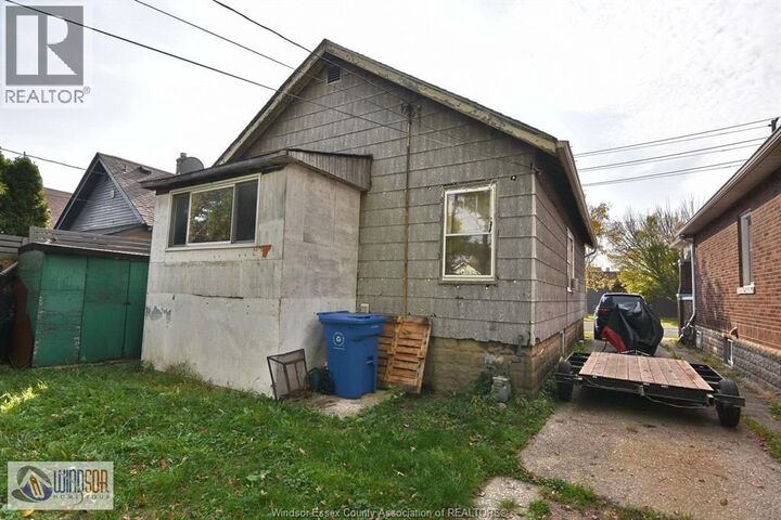 Property Photo:  1518 St. Luke  ON N8Y 3N3 