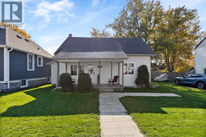 Property Photo:  179 Sinasac Street West  ON N0R 1G0 