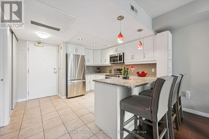Property Photo: 105 Bagot Street 314 ON N1H 8H4