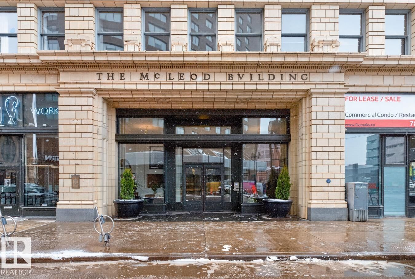 Property Photo:  10134 100 Street NW 801  AB T5J 0N8 