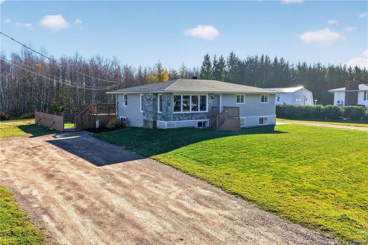 Property Photo:  16 Francois Road  NB E4P 1M7 