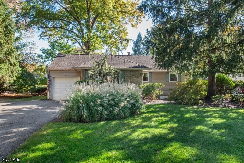 Property Photo:  412 Harristown Rd  NJ 07452 
