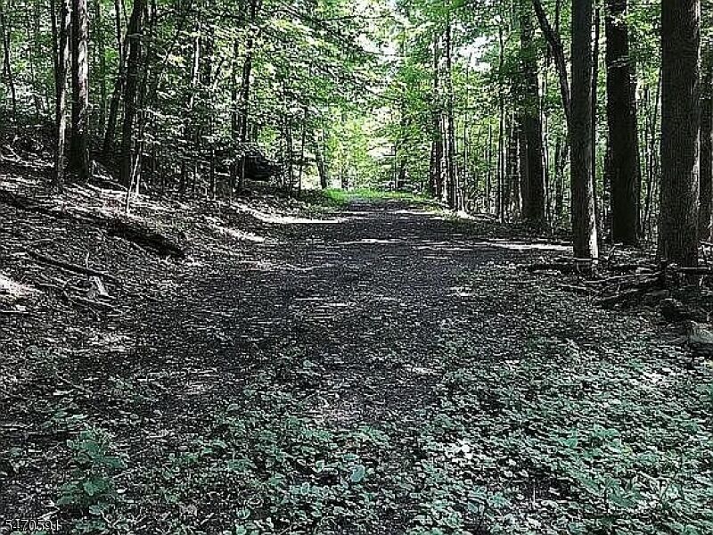 Property Photo: 6 Glen Rd NJ 07860