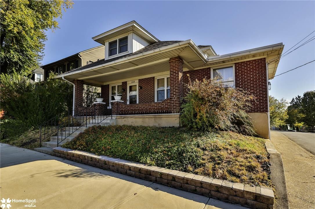 Property Photo:  2048 Freemansburg Avenue  PA 18042 