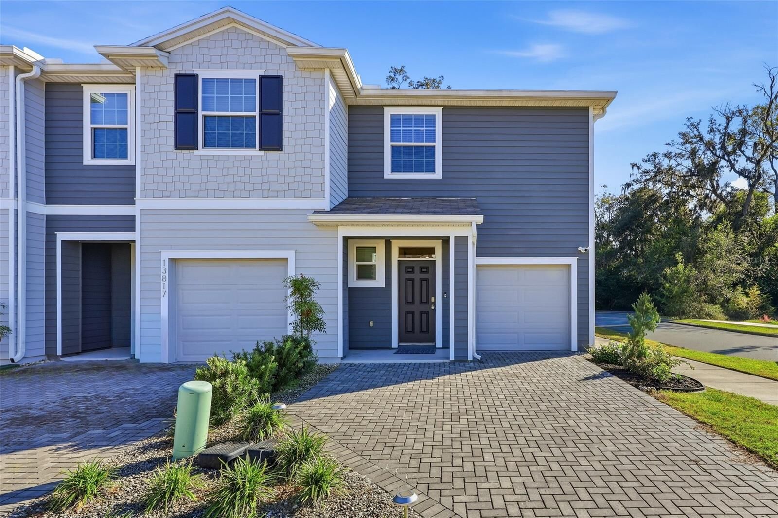 Property Photo: 13819 NW 9th Road FL 32669