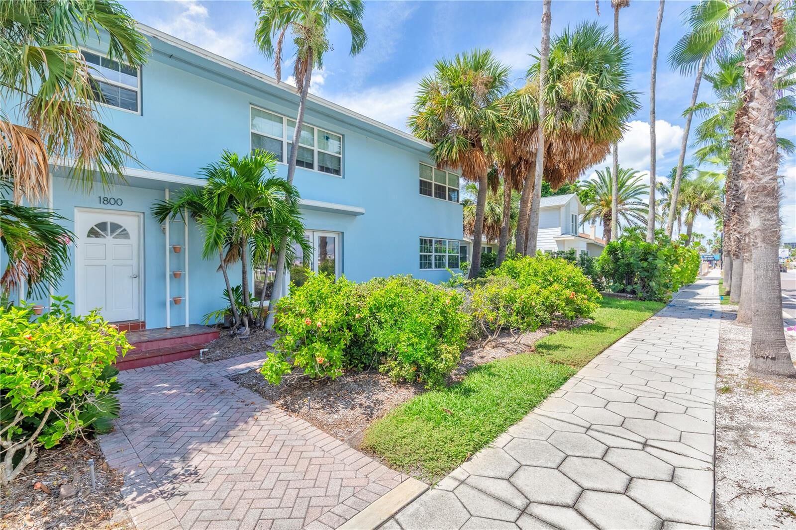 Property Photo:  1800 Pass A Grille Way 4  FL 33706 