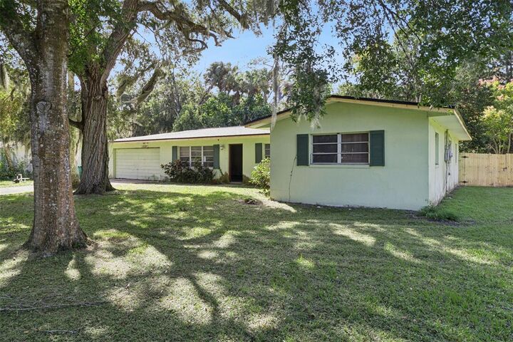 Property Photo: 351 N Laila Drive FL 32904