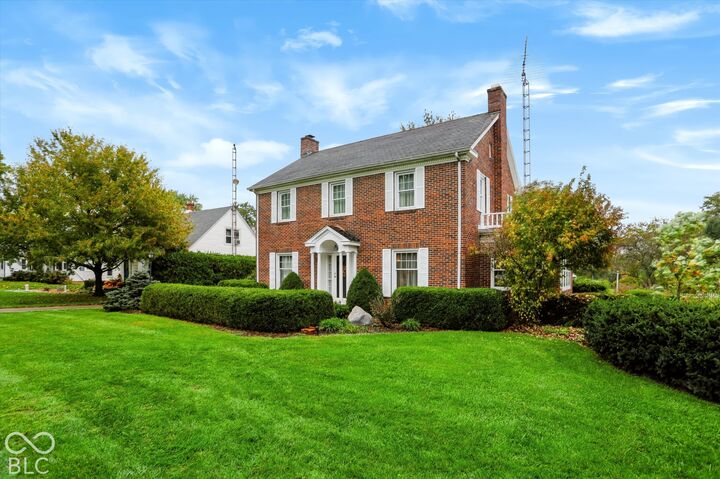 Property Photo:  401 N Sycamore  IN 47346 